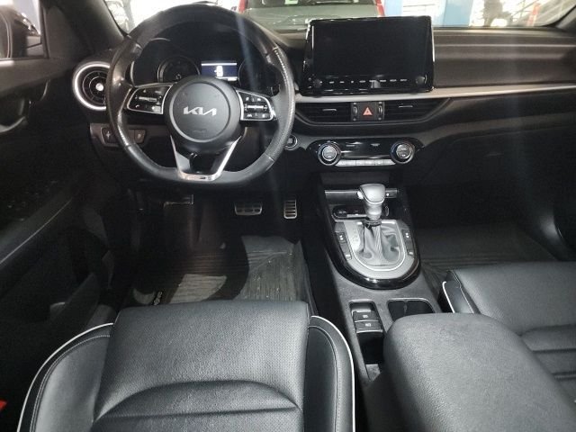 Used 2024 Black Kia GT-Line image 5