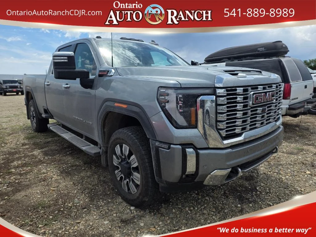 2024 GMC Sierra 4WD Crew Cab Standard Box Denali's photo