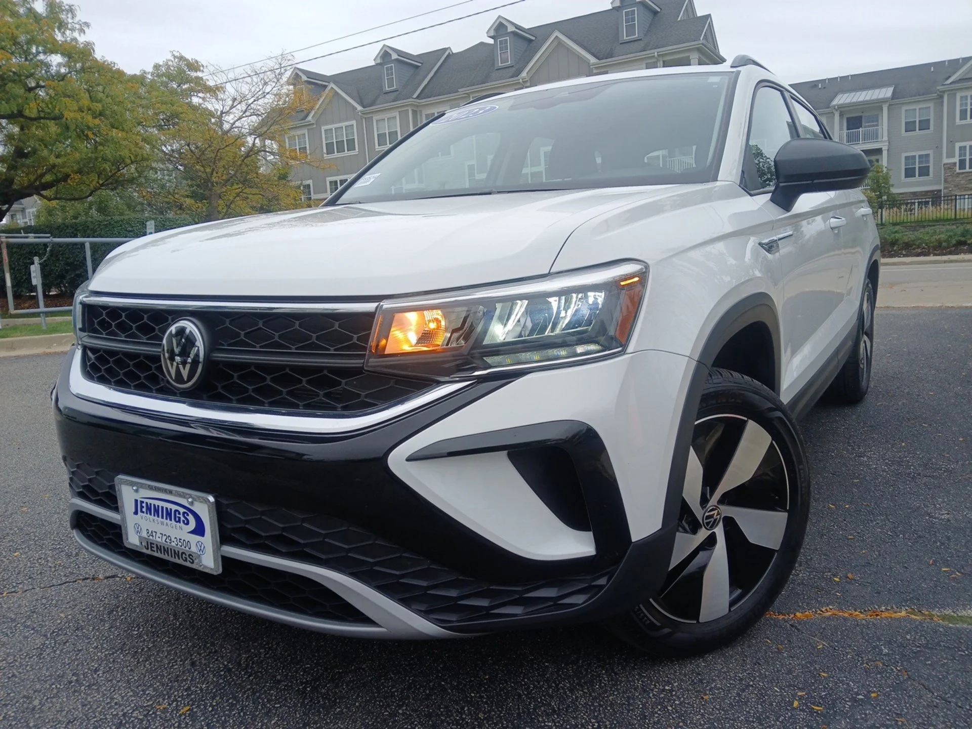 Certified Used 2023  Volkswagen S image 27