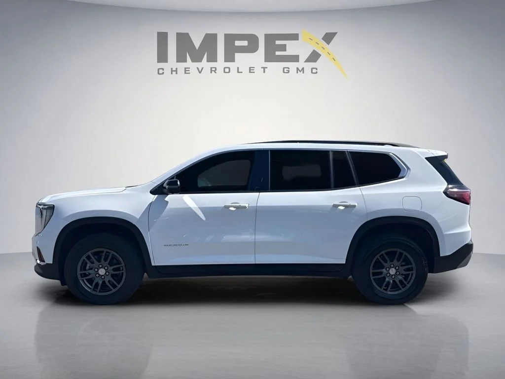 New 2026 Summit White GMC Elevation image 2
