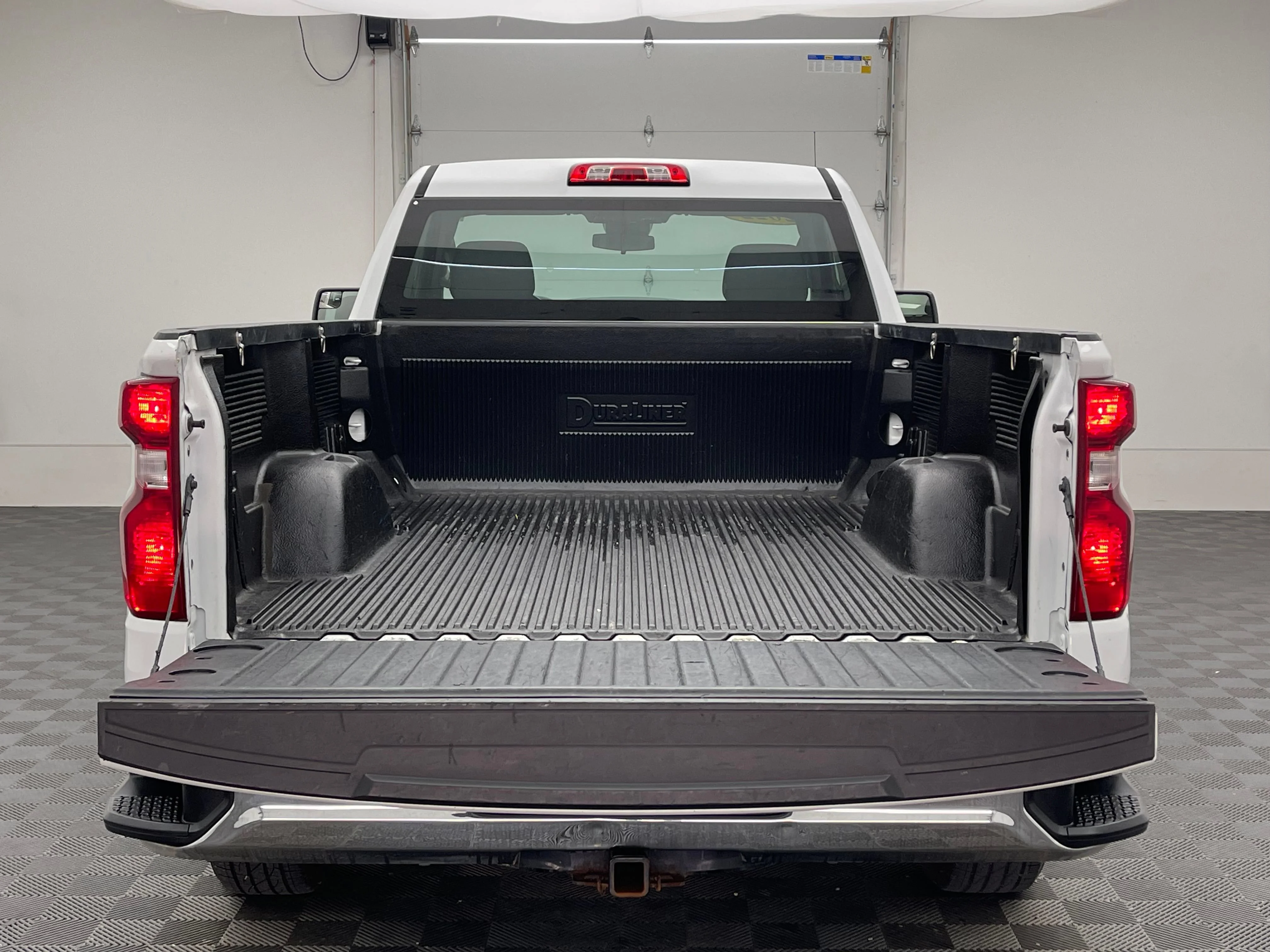 Used 2022 Summit White Chevrolet WT image 9