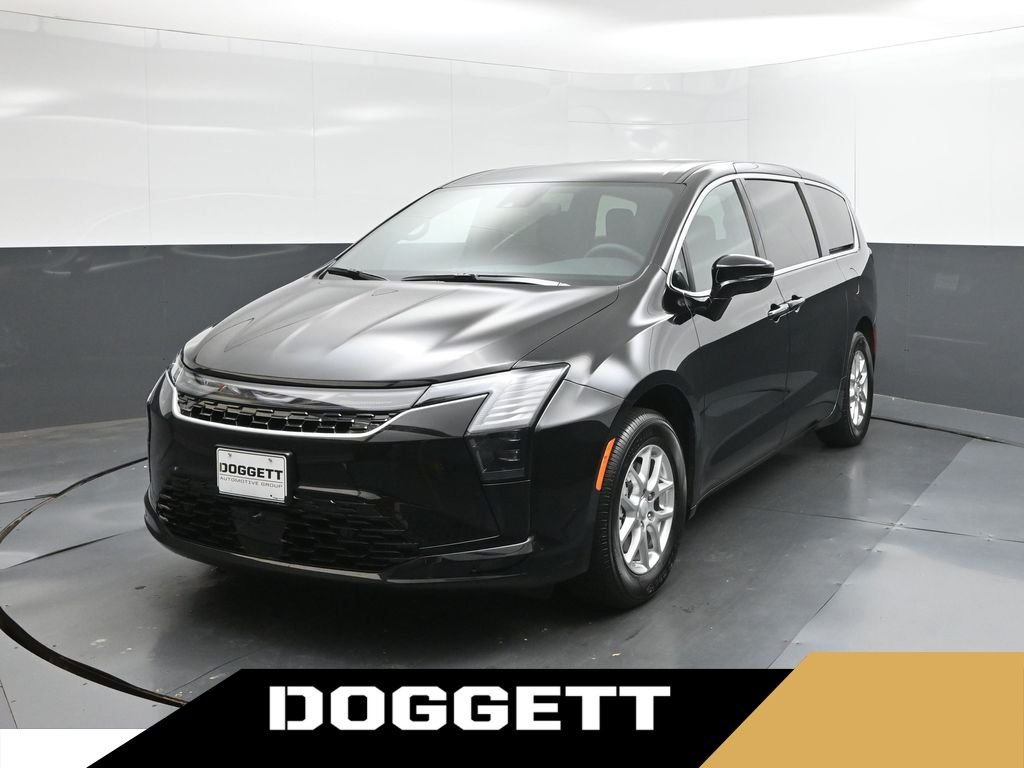 2027 Chrysler Pacifica Select's photo