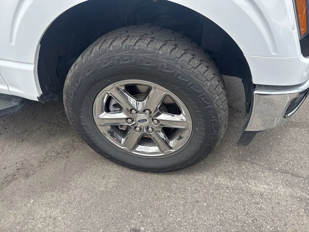 Certified Used 2025 White Ford XLT image 3