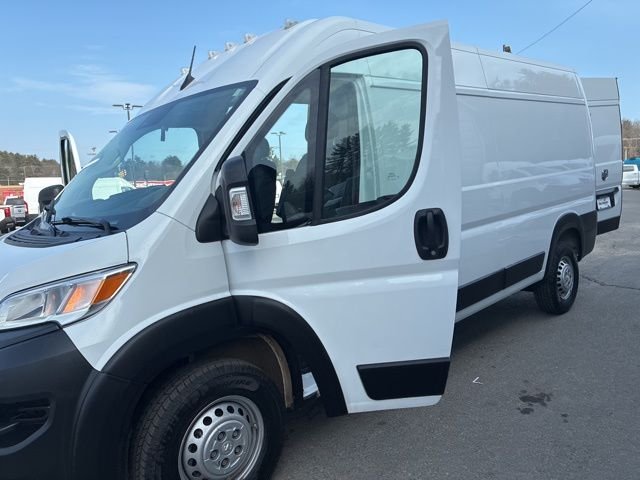 Used 2024 White Ram High Roof image 11