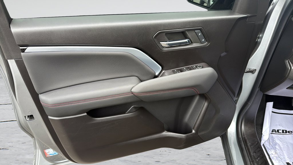 Used 2023 Sterling Gray Metallic Chevrolet Z71 image 36