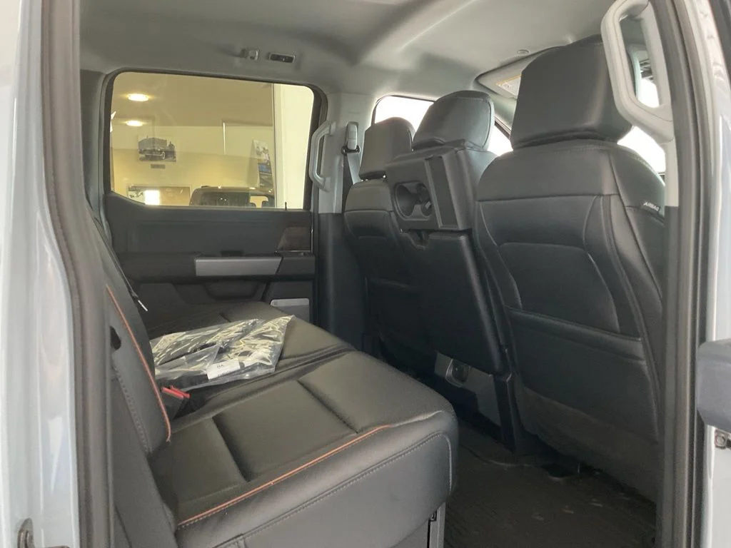2026 Ford F-350 Super Duty Lariat - Photo 18