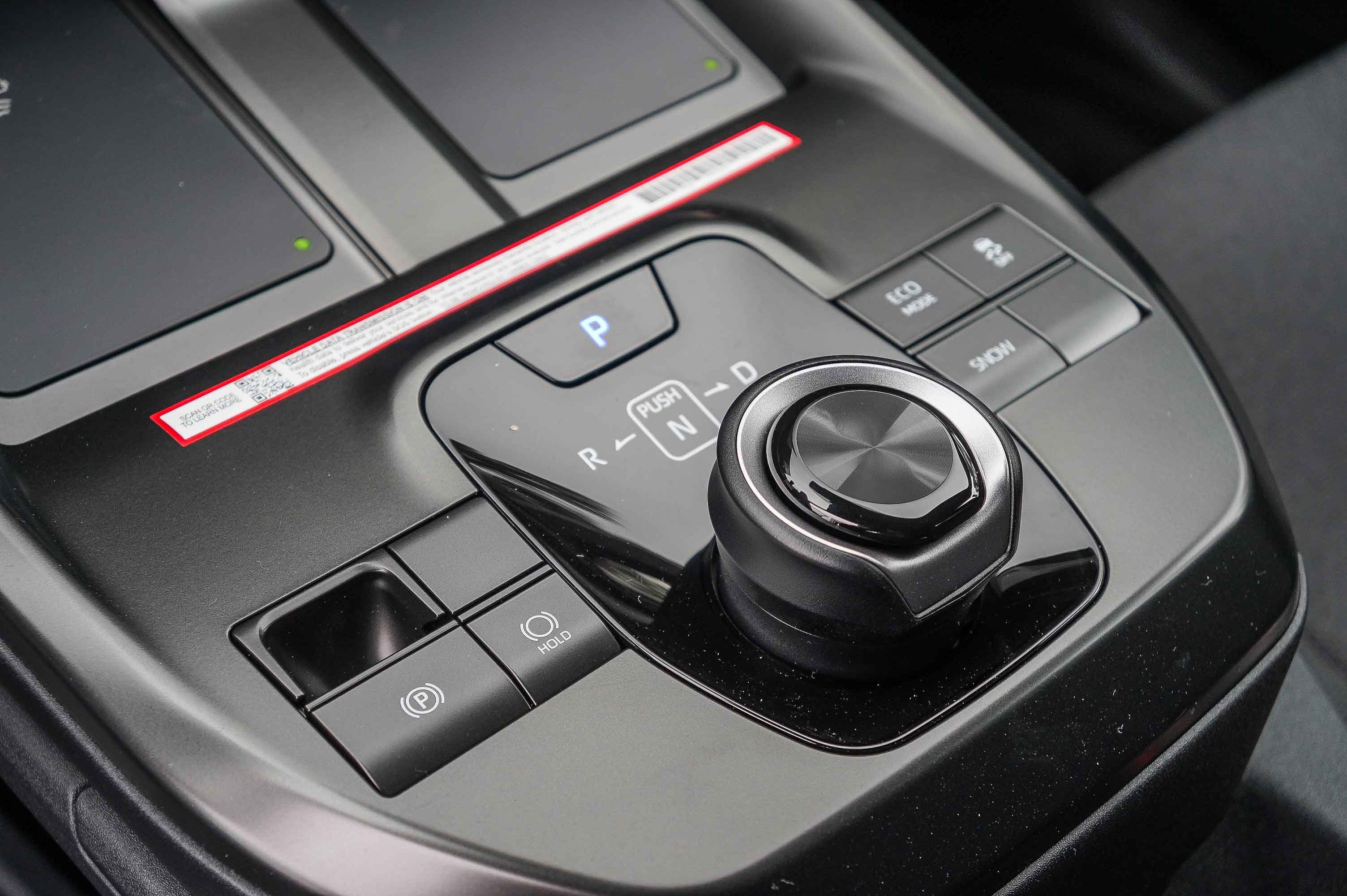 2026 Toyota C-HR SE - Photo 21