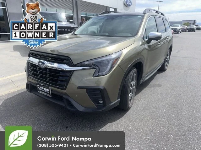 2023 Subaru Ascent Limited 7 Passenger's photo