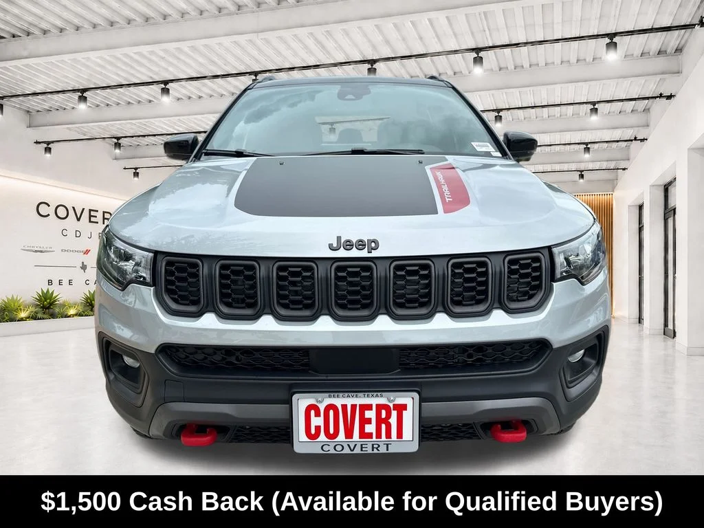 New 2026 Silver Zynith Metallic Clear-Coat Exterior Paint Jeep Trailhawk image 3