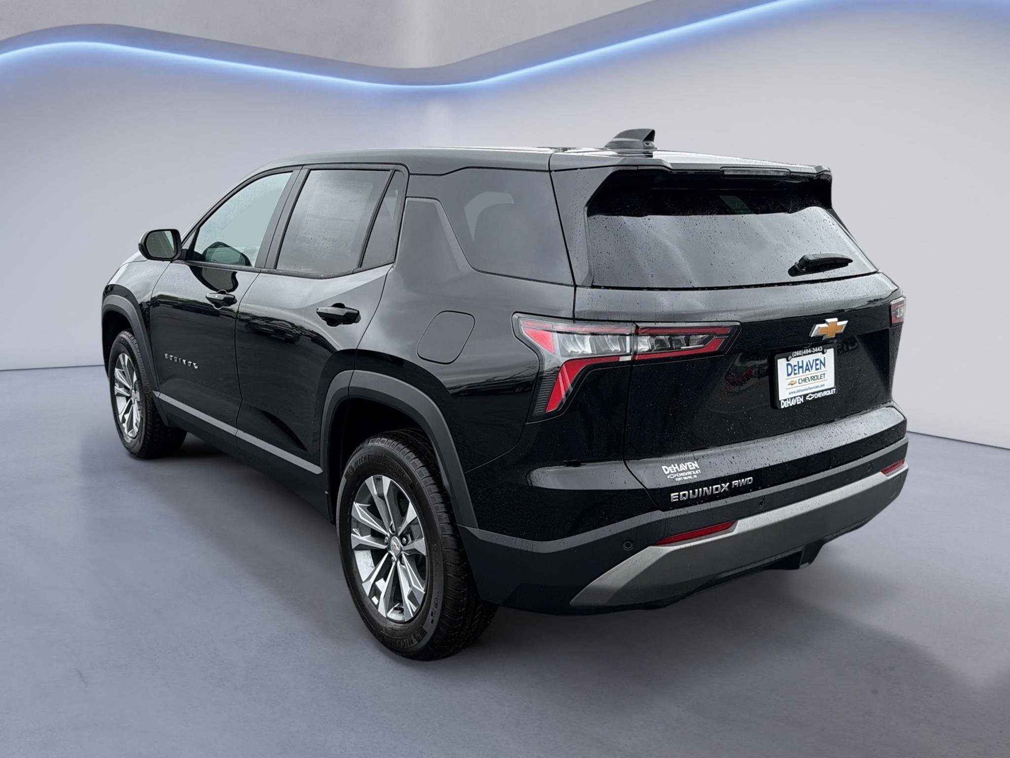 New 2027 Mosaic Black Metallic Chevrolet LT image 3