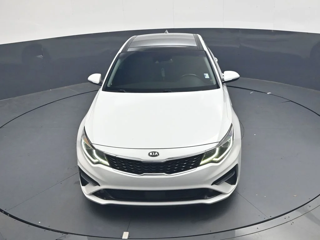 Used 2019 White Kia EX image 42