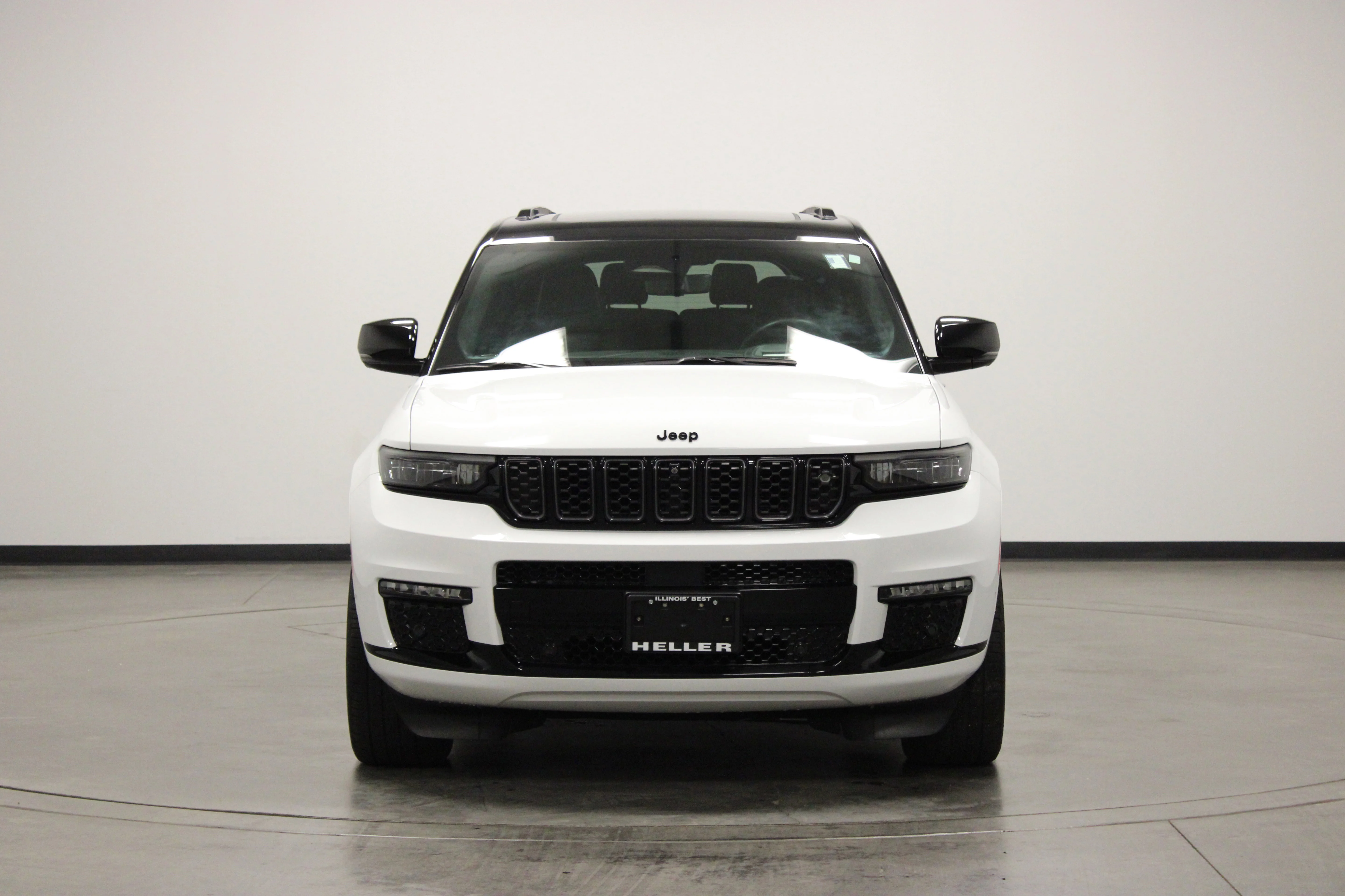 Used 2023 Bright White Clearcoat Jeep Summit image 3