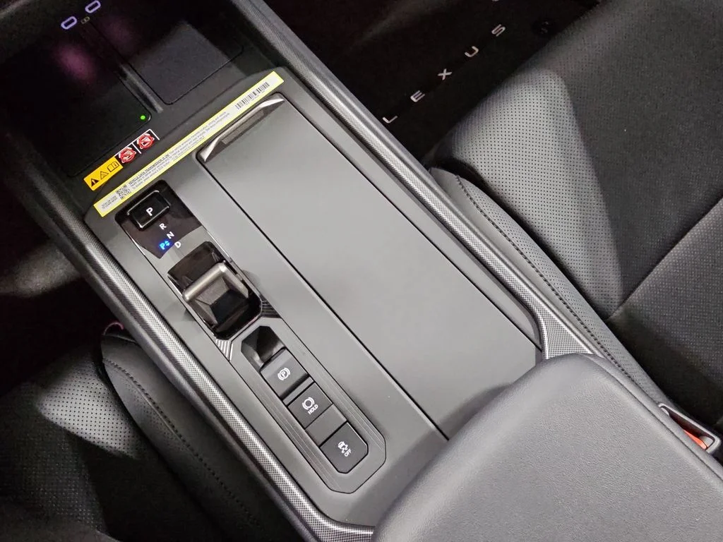 New 2026 Wavelength Lexus PREMIUM AWD image 24