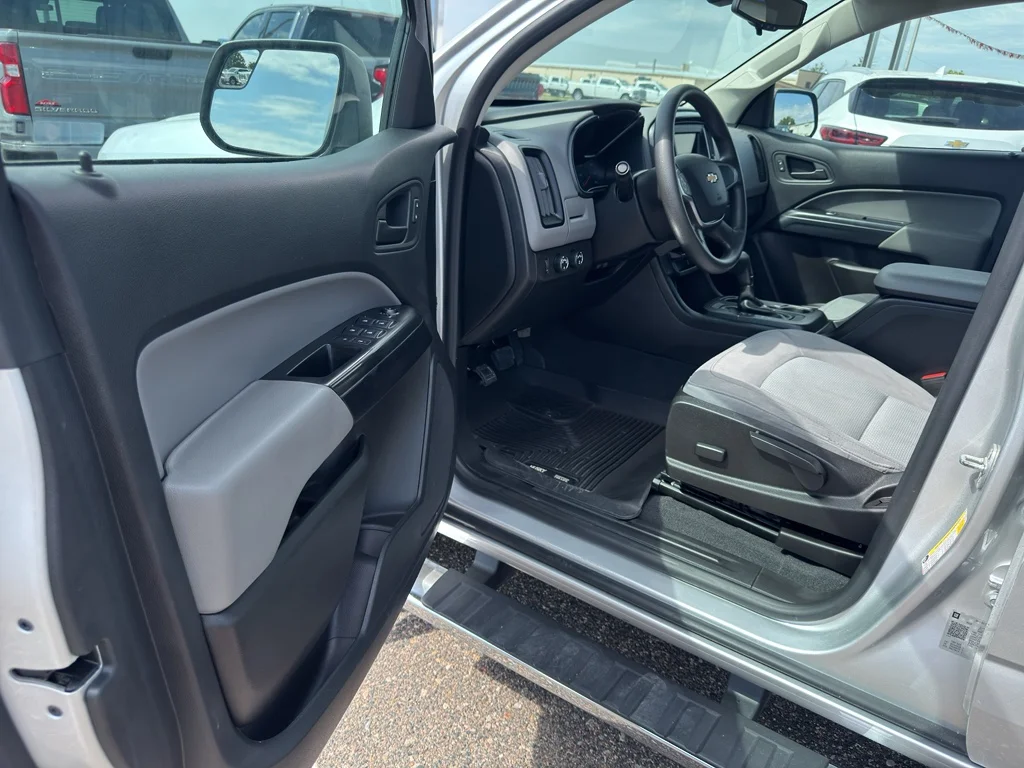 Used 2019 Silver Ice Metallic Chevrolet 4WD Work Truck image 10