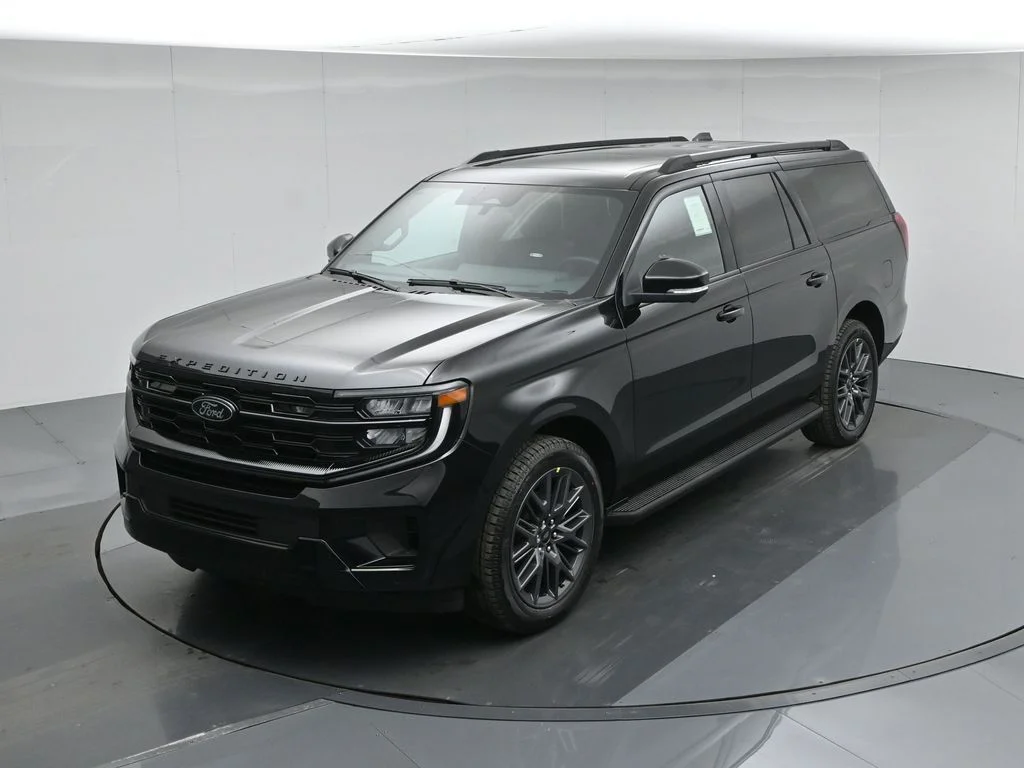 New 2026 Black Ford Platinum image 38