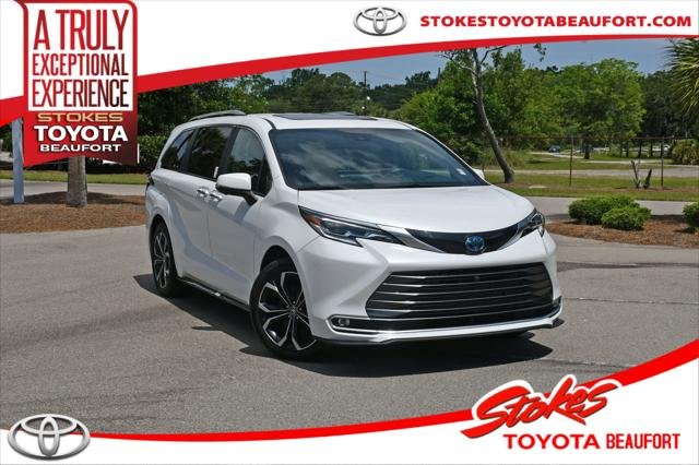 2025 Toyota Sienna 