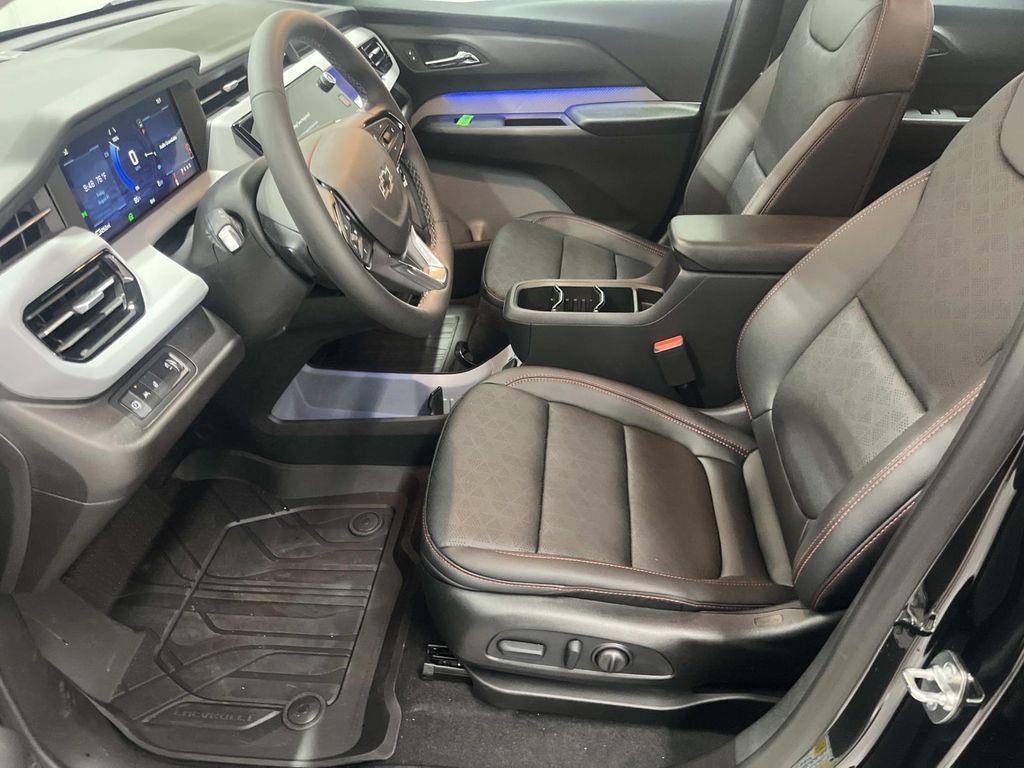 2027 Chevrolet Bolt RS - Photo 12
