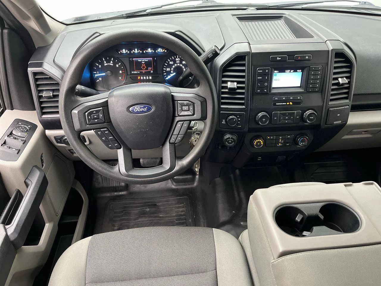 Used 2020 White Ford XL image 10