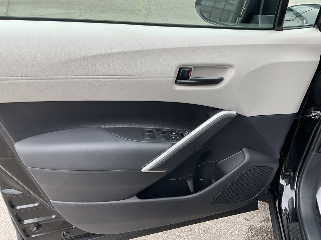 Used 2026 Jet Black Toyota L image 20