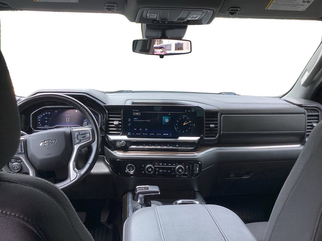 Used 2023 Summit White Chevrolet RST image 10