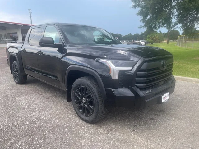 New 2026 Toyota Tundra SR5 4D CrewMax