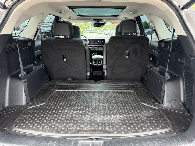 Used 2025 Brown Kia X-Line EX image 17