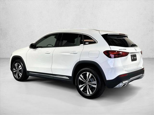 New 2026 Polar White Mercedes-Benz GLA 250 image 37