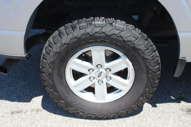 Used 2021 Silver Ford XLT image 34