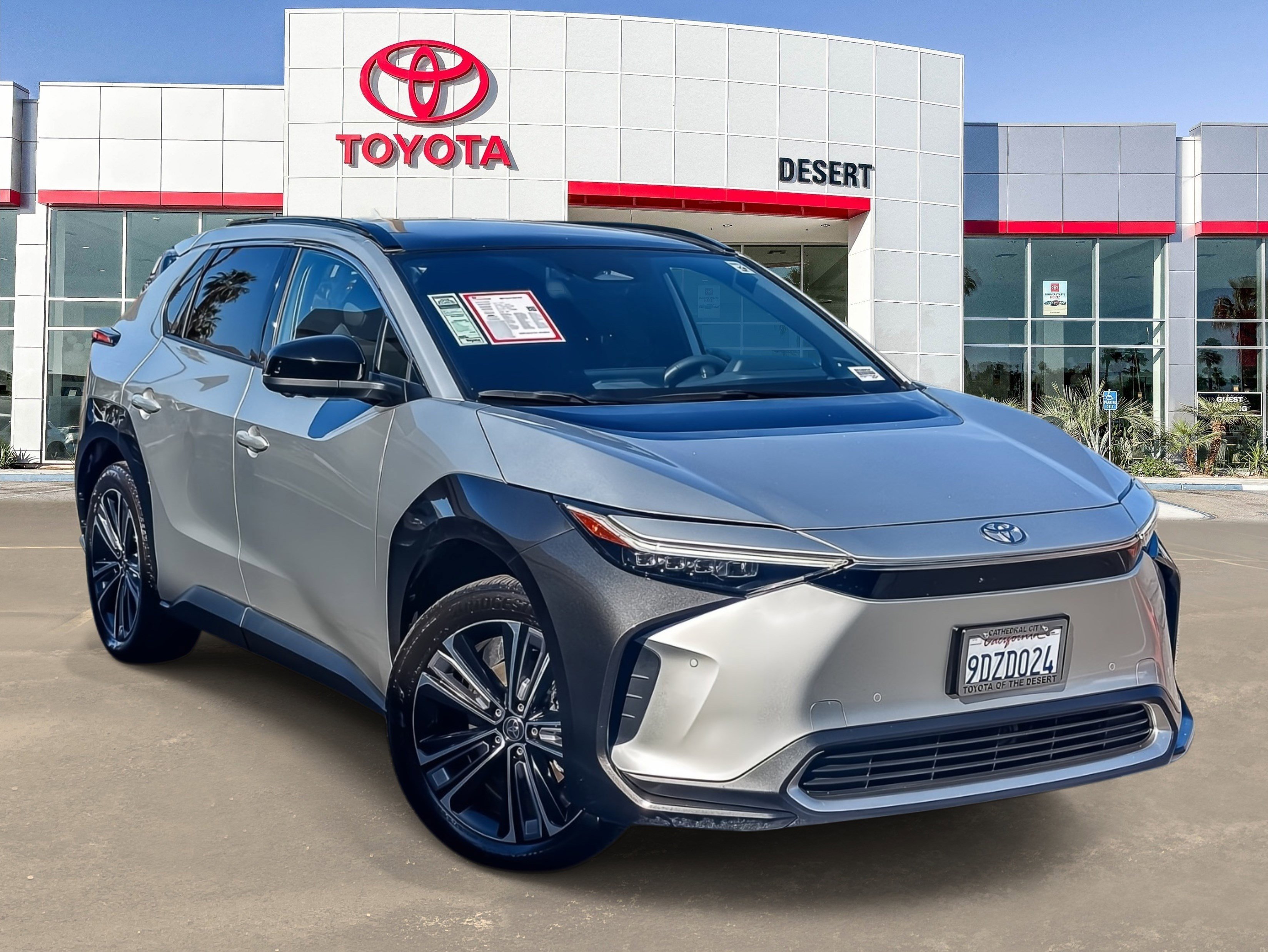 2023 Toyota bZ4X Limited FWD's photo
