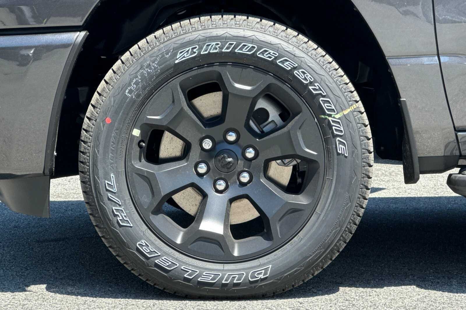 New 2026 Granite Crystal Metallic Clear-Coat Exterior Paint RAM  image 24