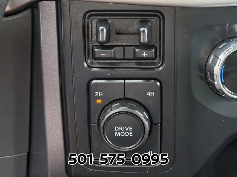 Used 2023 Oxford White FORD XLT 4WD SUPERCREW 5.5