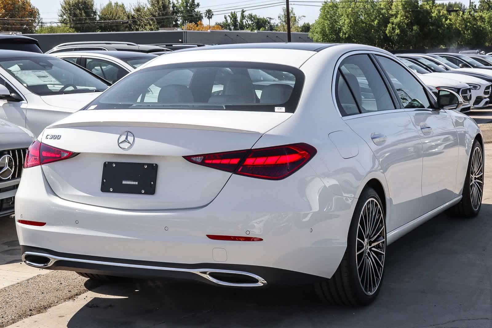 New 2026 Polar White Mercedes-Benz C 300 image 4
