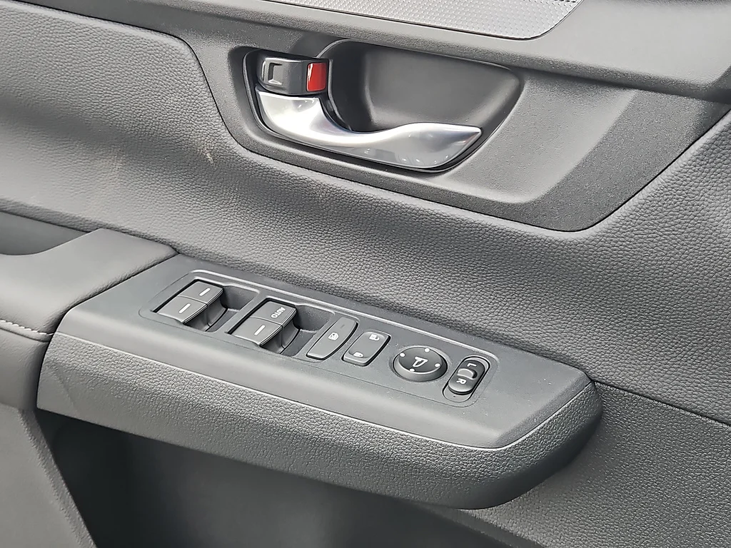 New 2026 Urban Gray Pearl Honda LX image 18