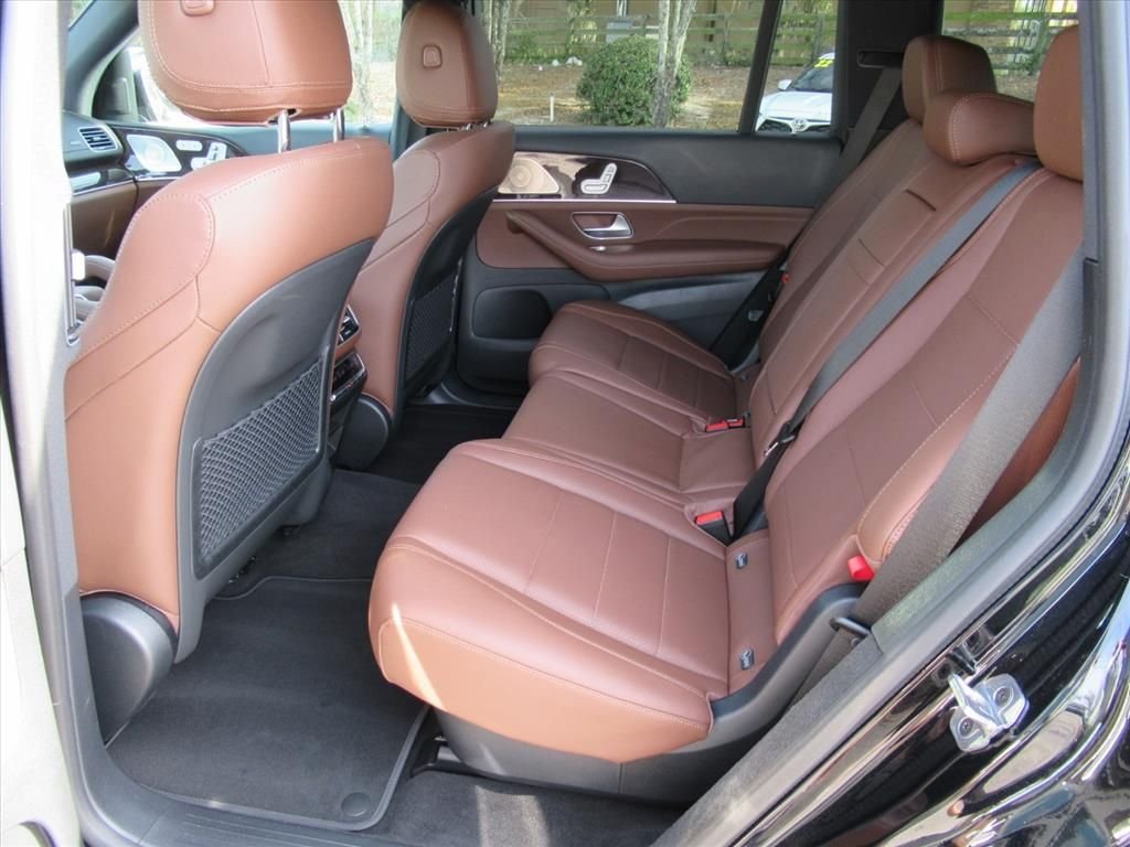 2025 Mercedes-Benz GLS Base - Photo 35