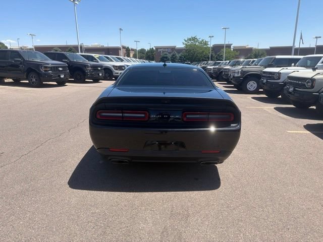 Used 2015 Phantom Black Tri-Coat Pearl Dodge SRT 392 image 7