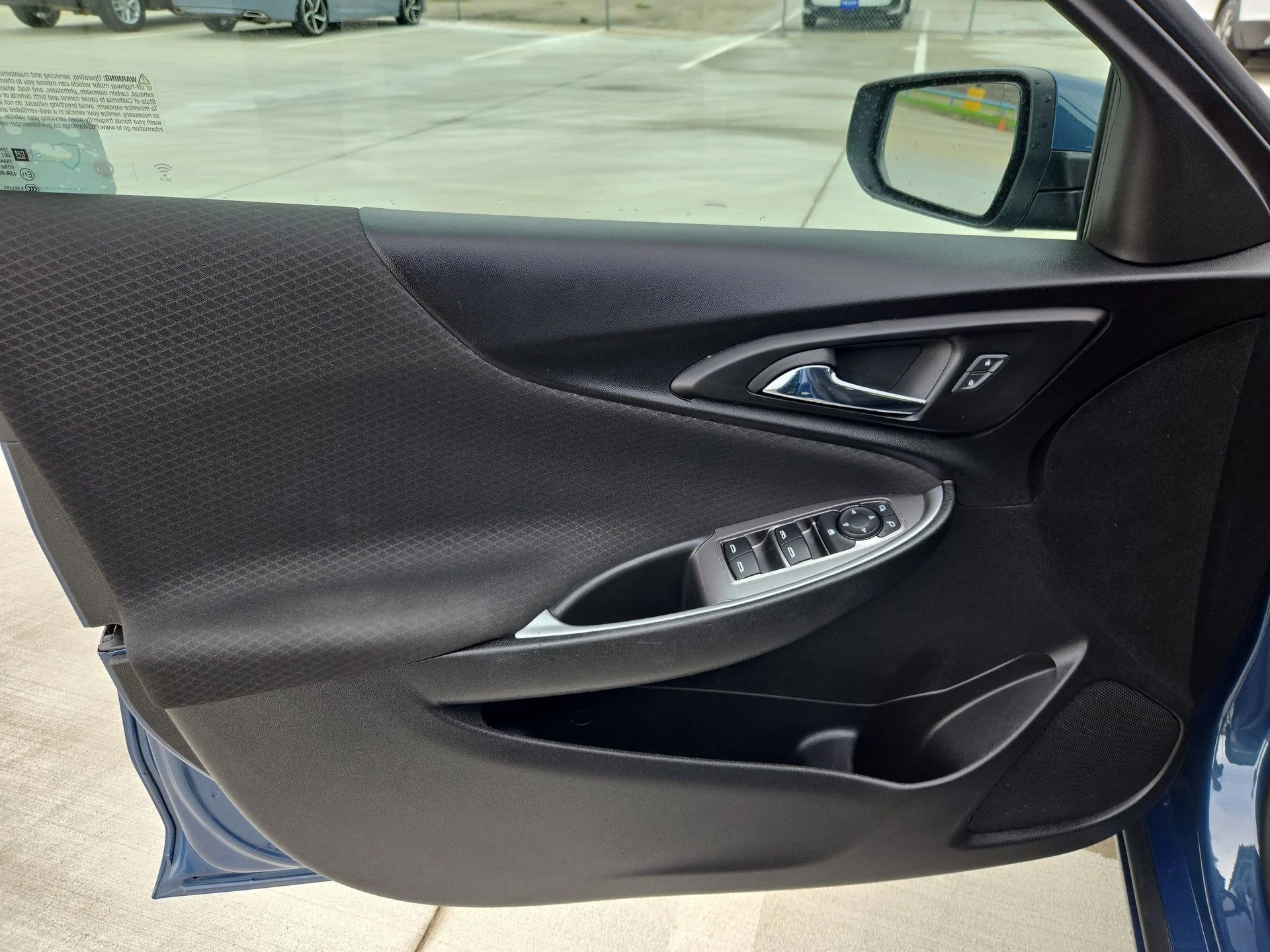 Used 2024 Lakeshore Blue Metallic Chevrolet LT image 13