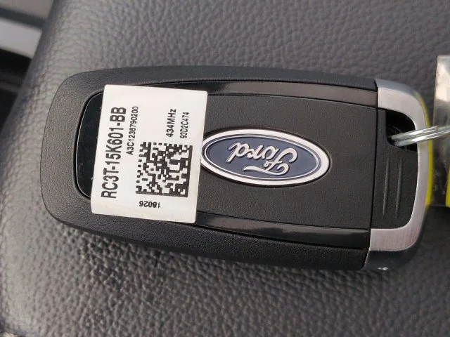 New 2026 Avalanche Ford F-250® Lariat® image 30