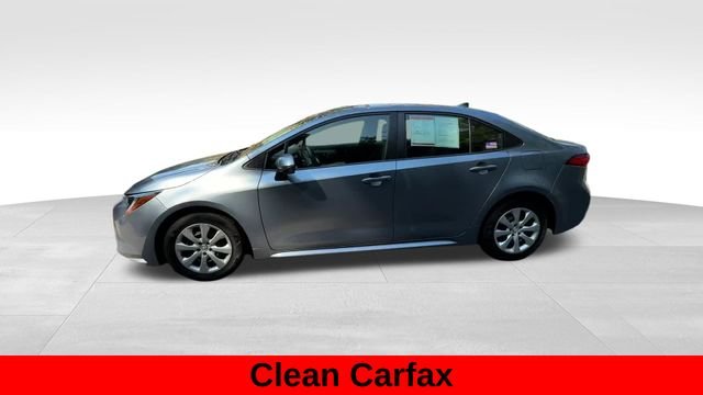 Used 2024  Toyota LE image 3