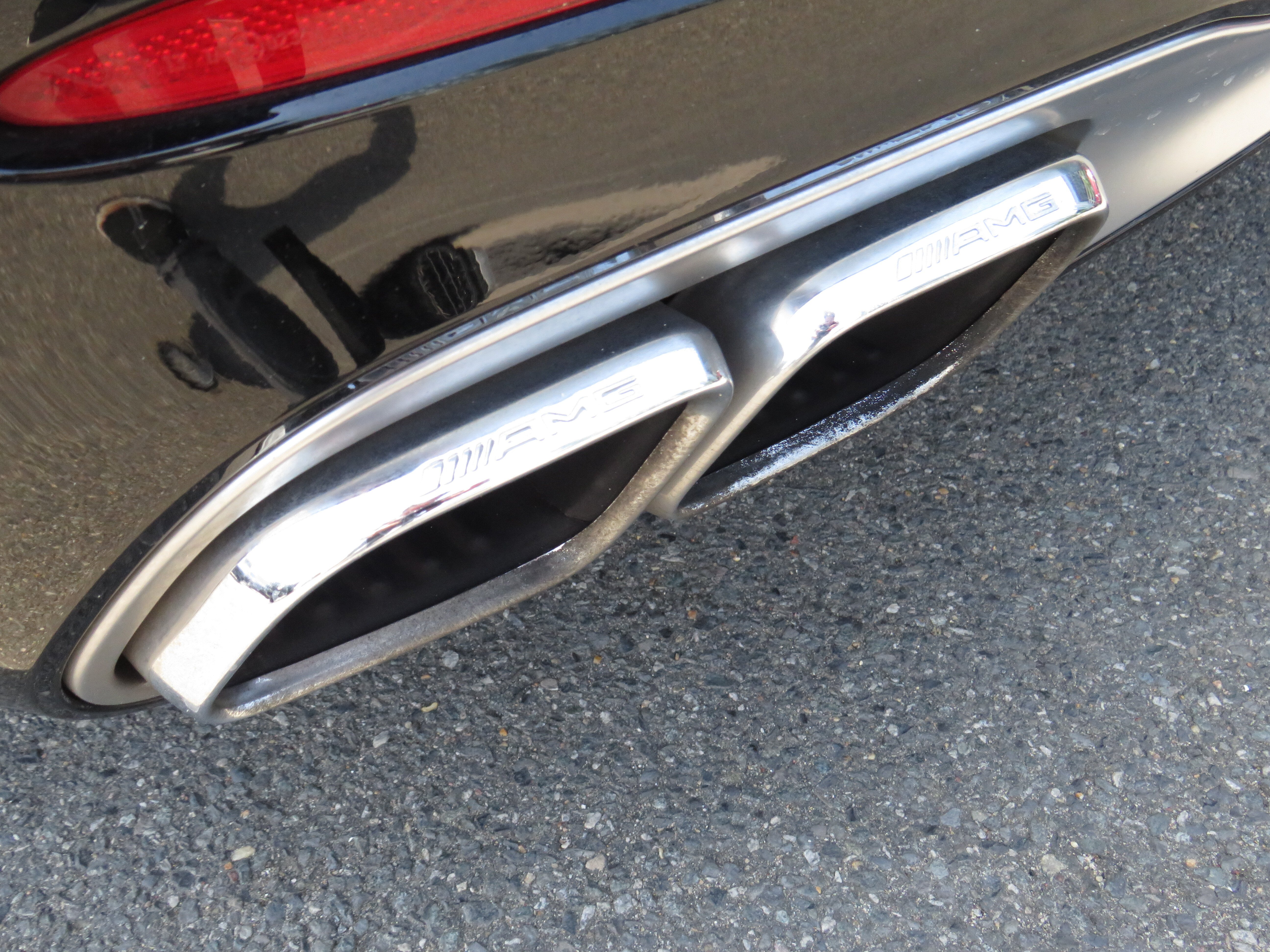 Certified Used 2022 MANUFAKTUR Moonlight White Metallic Mercedes-Benz AMG® SL 55 image 31