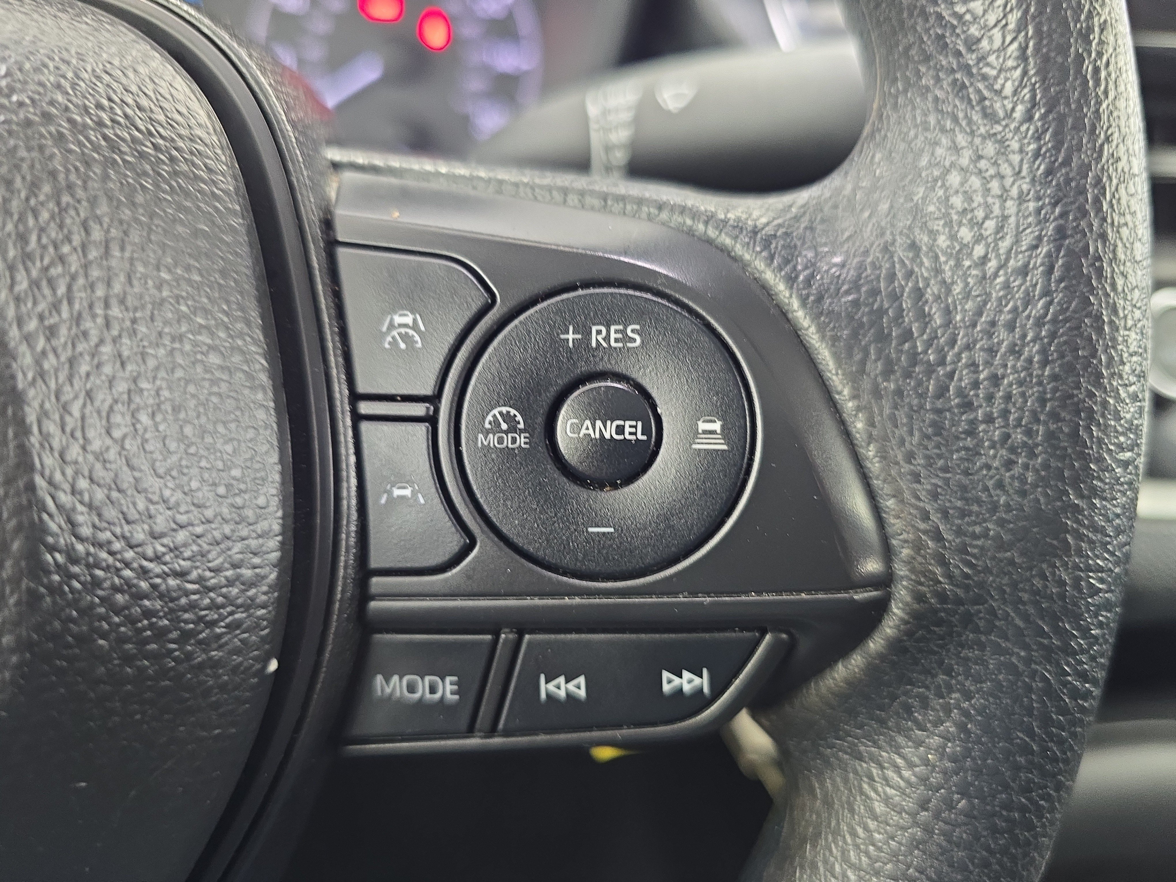 Used 2025 Classic Silver Metallic Toyota LE image 23