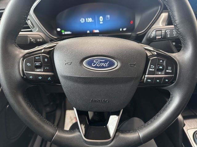 Used 2023 Red Ford Active image 26