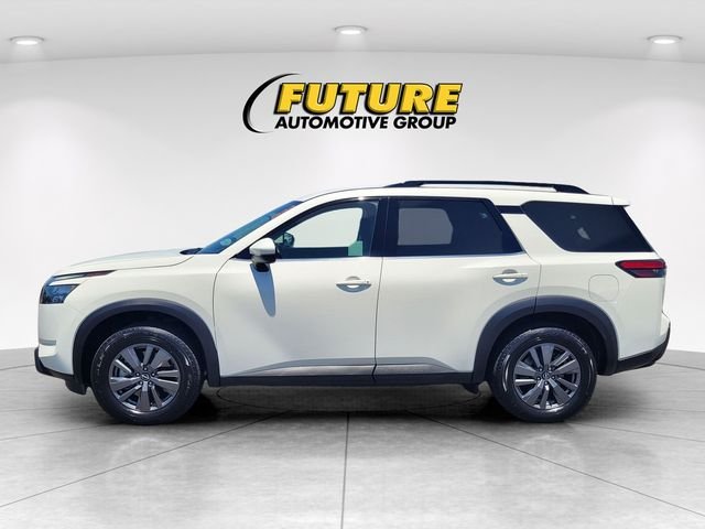 Used 2025 White Nissan SV image 6
