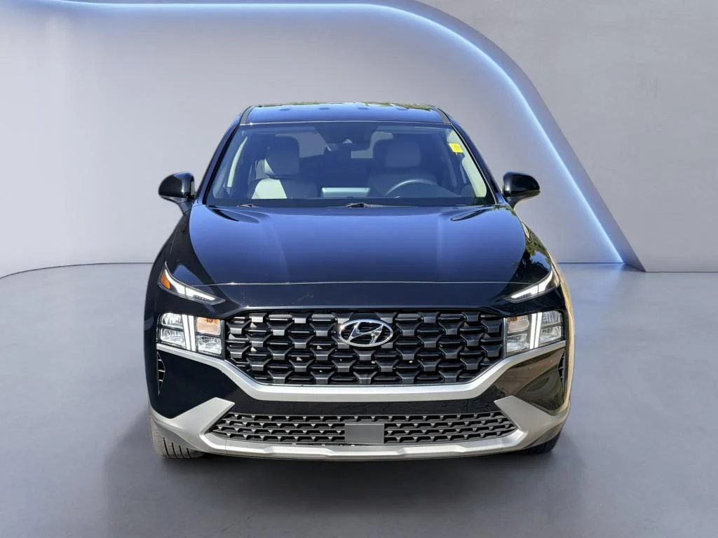 Used 2023 Twilight Black Hyundai SE image 8
