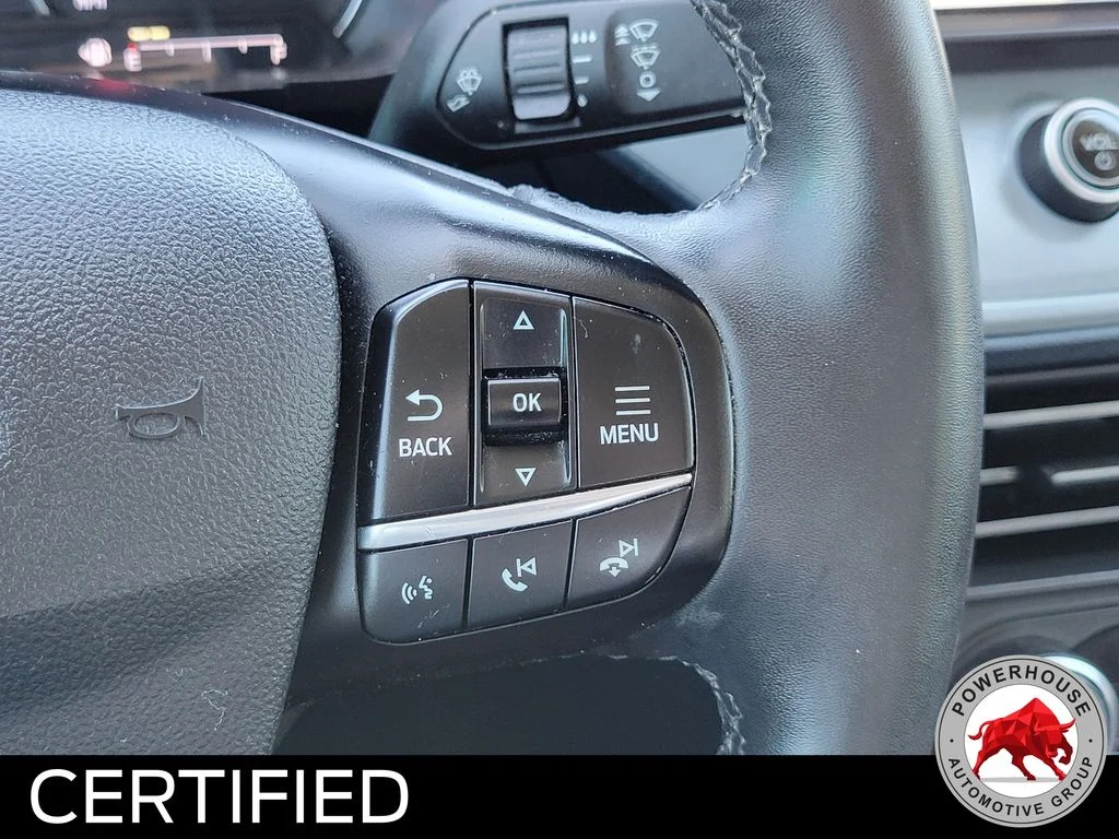 Used 2023 Silver Ford Lariat image 31