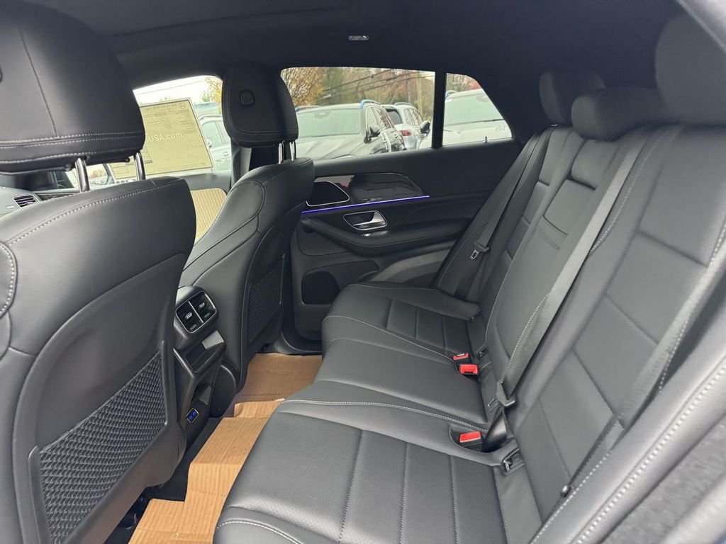 New 2026 Twilight Blue Metallic Mercedes-Benz GLE 450 Coupe image 31