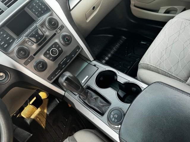 Used 2015 Silver Ford Base image 13