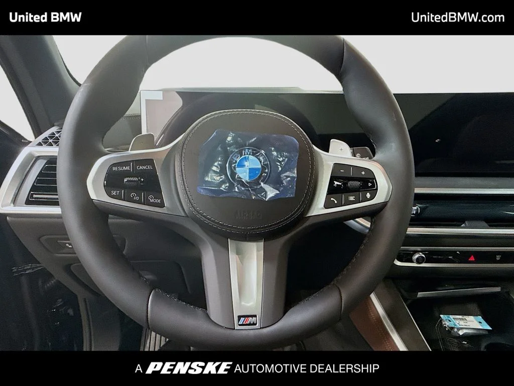 New 2026 Carbon Black Metallic BMW xDrive40i image 6
