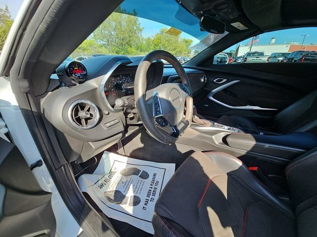 Used 2017 SUMMIT WHITE Chevrolet ZL1 image 11
