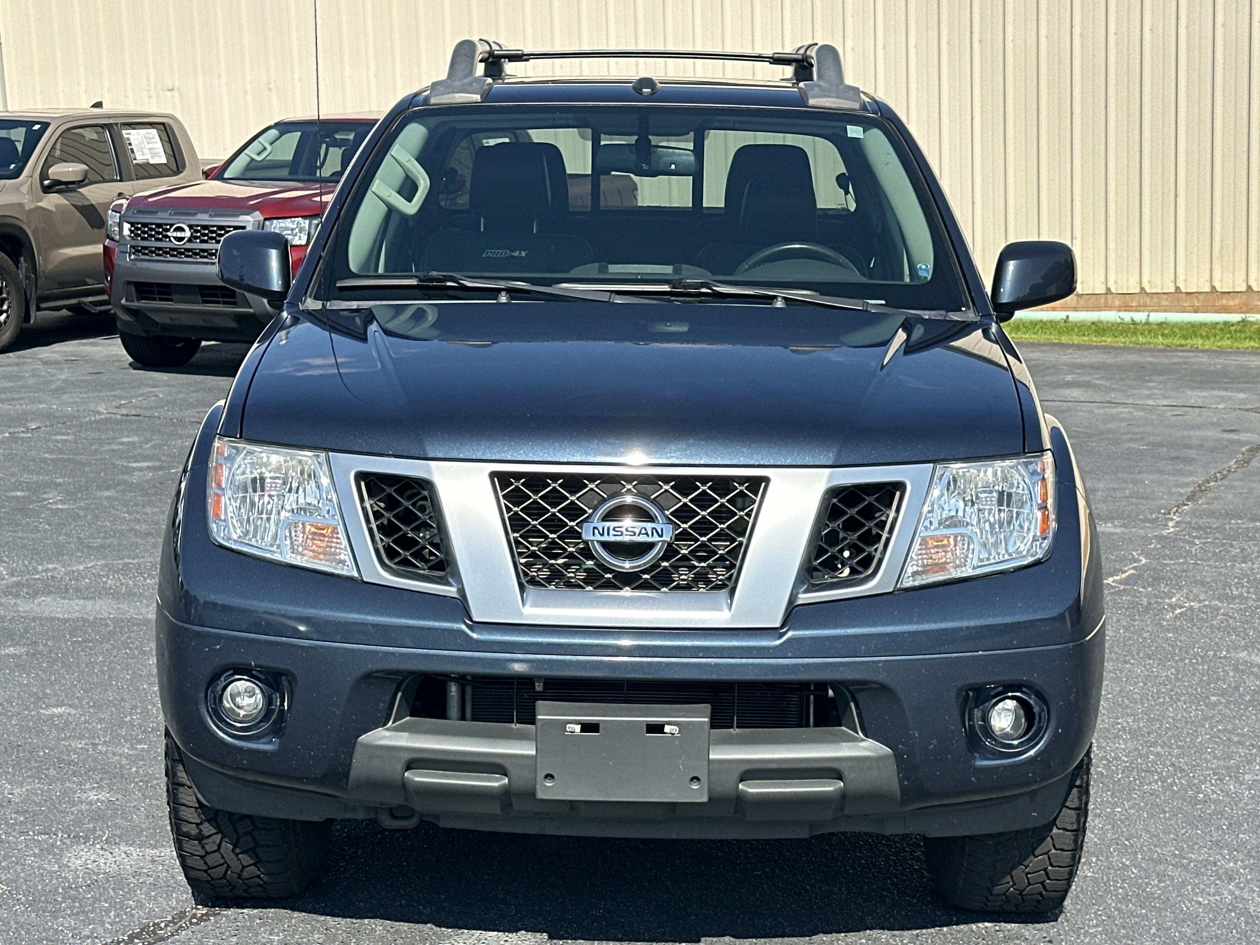 Used 2020 Arctic Blue Metallic Nissan PRO-4X image 2