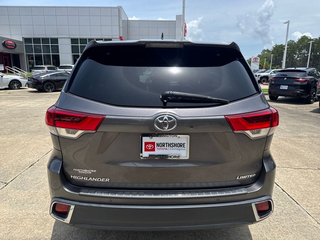 Used 2018 Gray Toyota Limited image 5